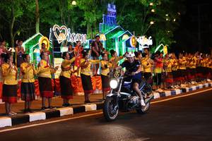 BIB: 
                            <button type="button" onclick="openModal(24167292)" class="btn btn-primary btn-sm float-right btn-popup" data-toggle="modal" data-target=".modal-high-quality">
                        <i class="fas fa-shopping-cart"></i> Add to Cart
                    </button>
                                            <button type="button" onclick="isThisMe(24167292, true)" class="btn btn-success btn-sm float-right btn-popup btn-isme hidden" data-toggle="tooltip" data-placement="bottom" title="นี่คือรูปของคุณใช่ไหม คลิกที่นี่เพื่อเอาเข้าอัลบั้ม">
                        <i class="fas fa-plus"></i> Add to album
                    </button>
                    <button type="button" onclick="isThisMe(24167292, false)" class="btn btn-warning btn-sm float-right btn-popup btn-isnotme hidden">
                        <i class="fas fa-ban"></i> Remove from album
                    </button>